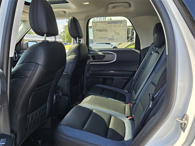 2025 Ford Bronco Sport Outer Banks photo 12