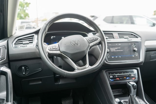 2022 Volkswagen Tiguan SE photo 10