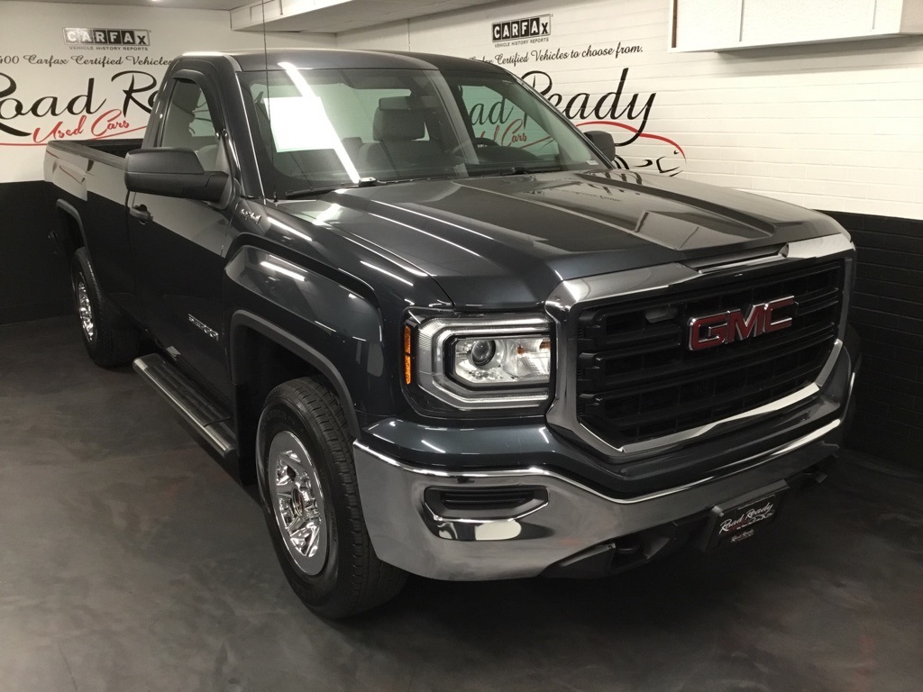 2017 Gmc Sierra 1500 Base photo 2