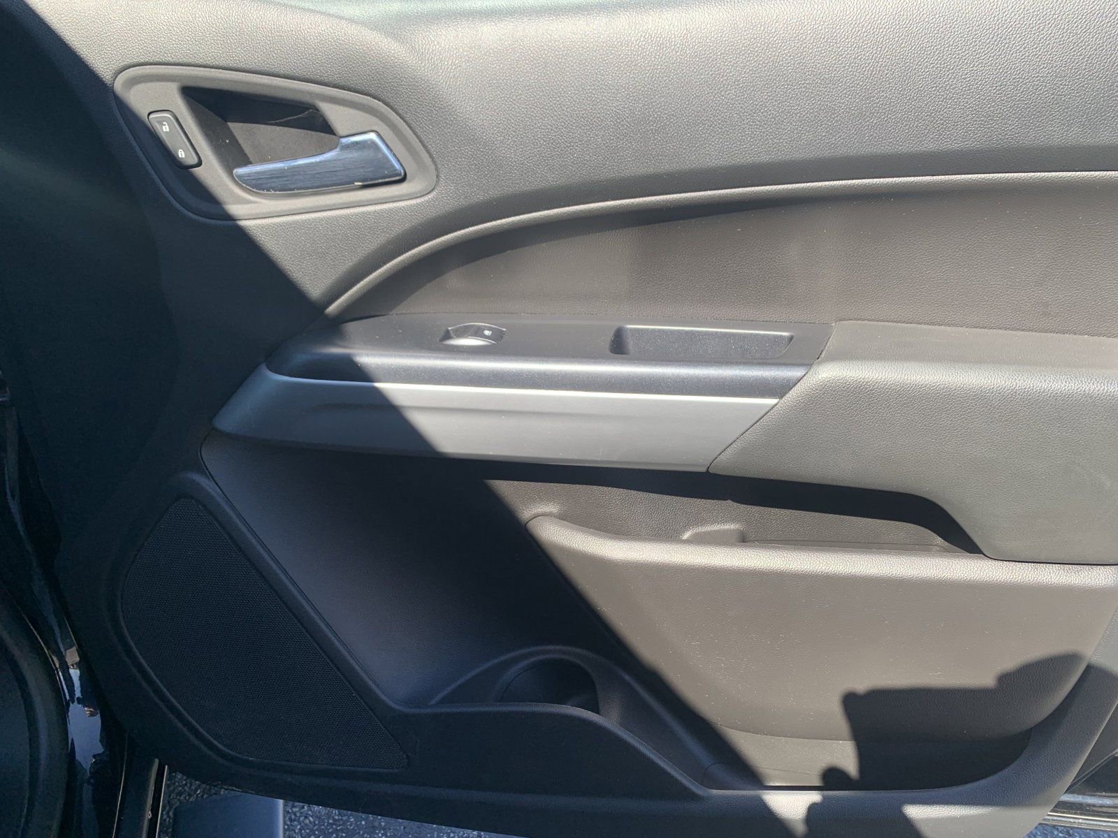 2022 Chevrolet Colorado LT photo 17
