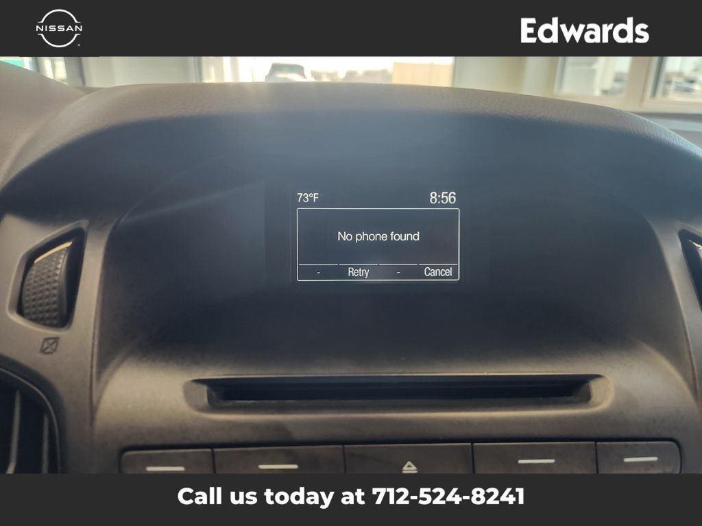 2015 Ford Focus SE photo 23