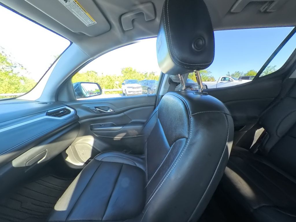 2020 Gmc Acadia SLT photo 19