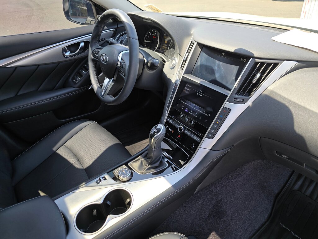 2024 Infiniti Q50 LUXE photo 10
