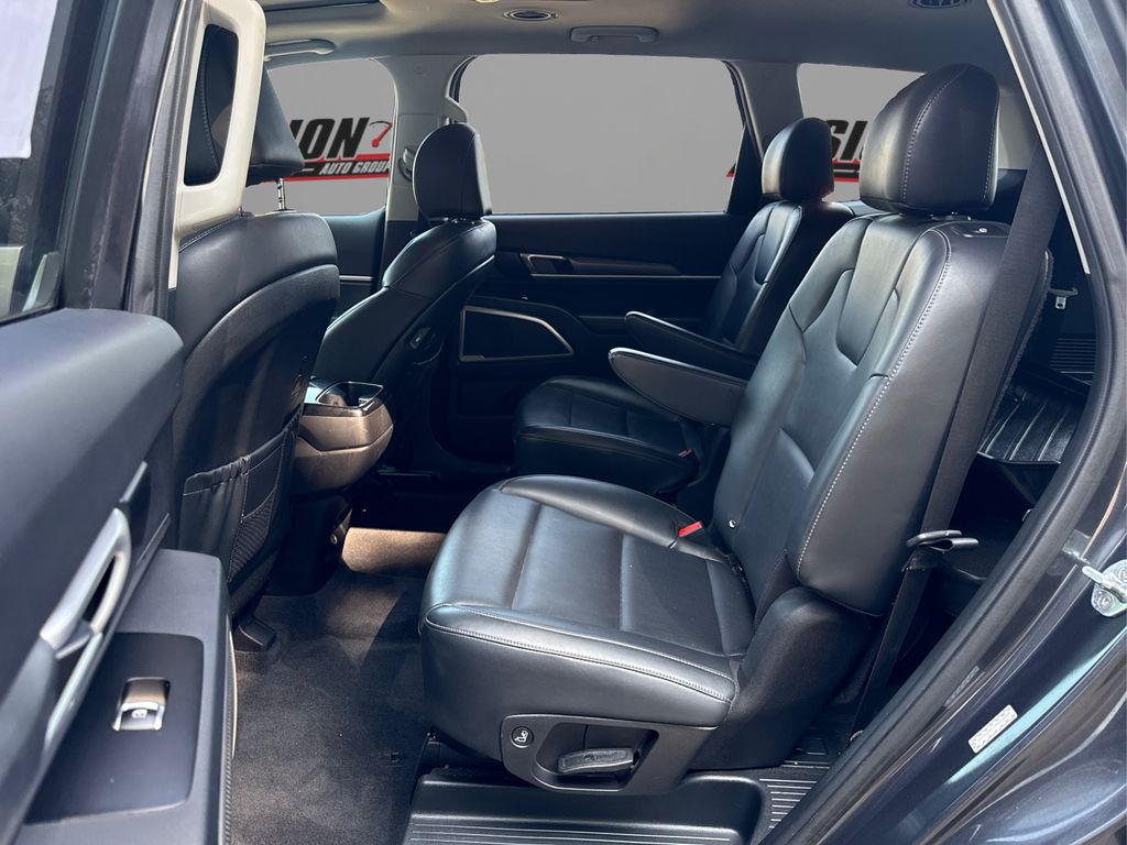 2022 Kia Telluride S photo 10