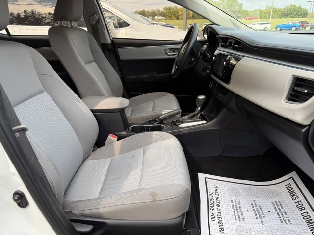 2016 Toyota Corolla L photo 4