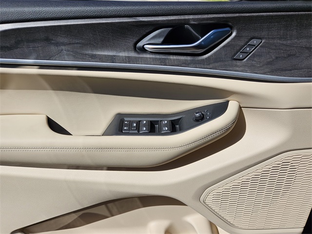 2025 Jeep Grand Cherokee Limited photo 30