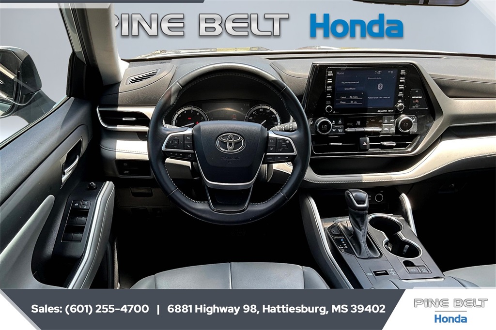 2022 Toyota Highlander XLE photo 4
