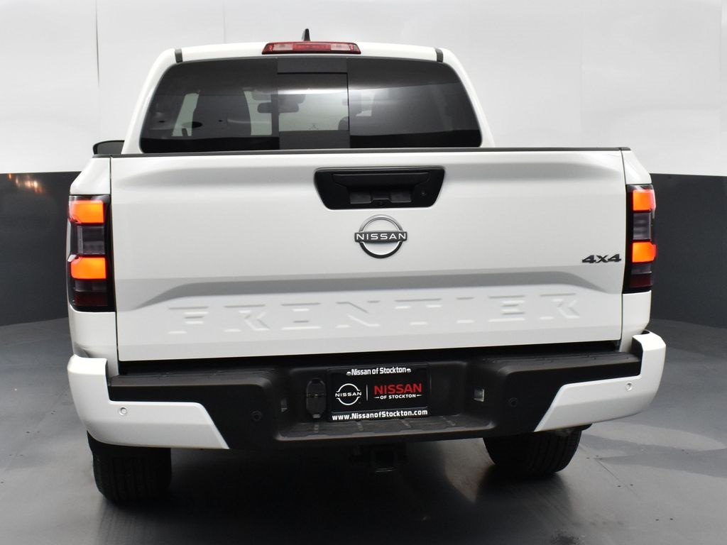 2025 Nissan Frontier SV photo 6