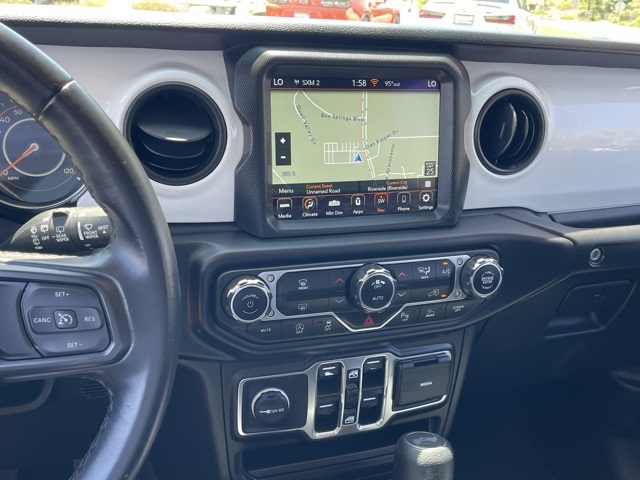 2021 Jeep Wrangler Unlimited Islander photo 24