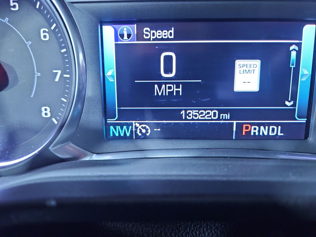 2017 Gmc Acadia SLT photo 16