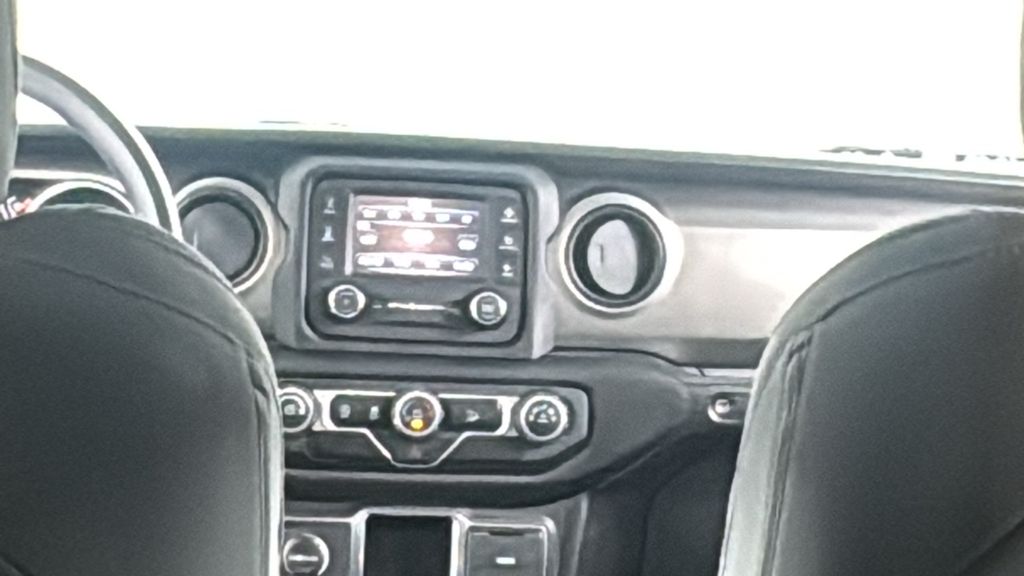 2021 Jeep Wrangler Unlimited Sport photo 17