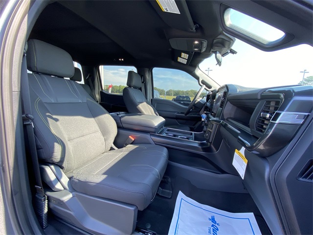 2025 Ford F-150 STX photo 13