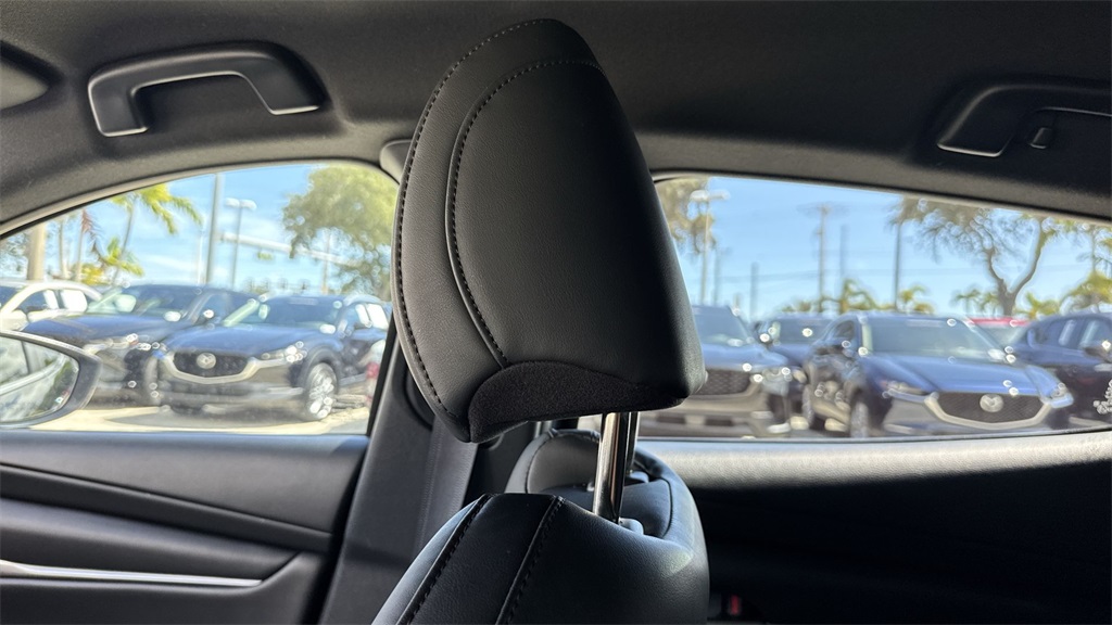 2023 Mazda Mazda3 2.5 Select photo 15