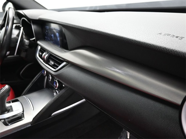 2022 Alfa Romeo Stelvio Ti Sport photo 33