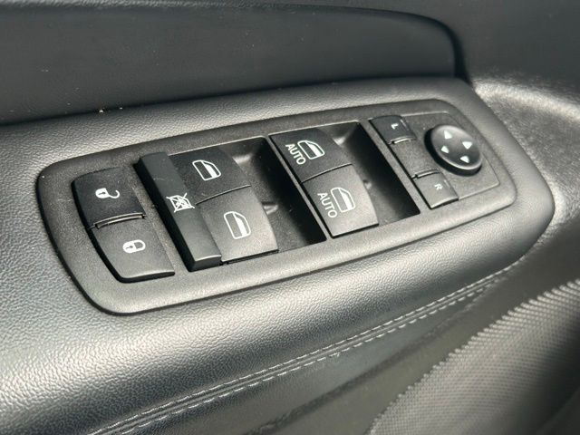 2022 Jeep Cherokee Limited photo 14