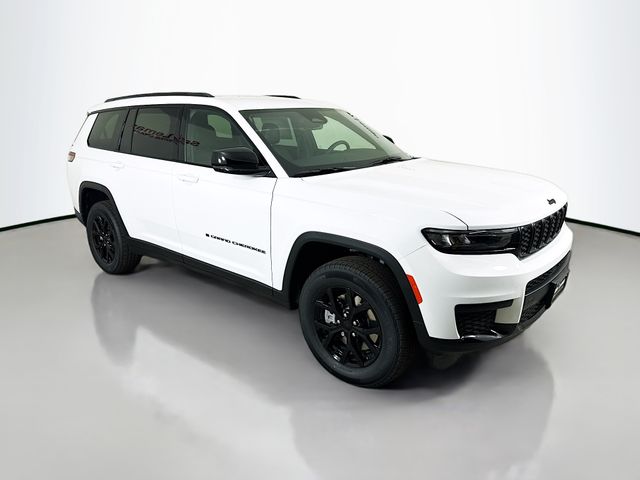 2025 Jeep Grand Cherokee L Altitude's photo