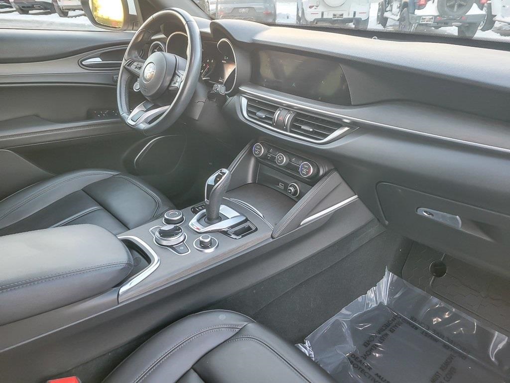 2022 ALFA ROMEO STELVIO - Image 23