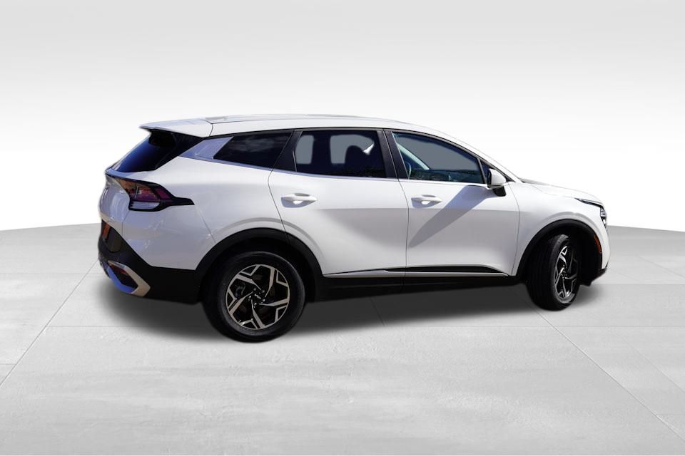 2024 Kia Sportage LX photo 4