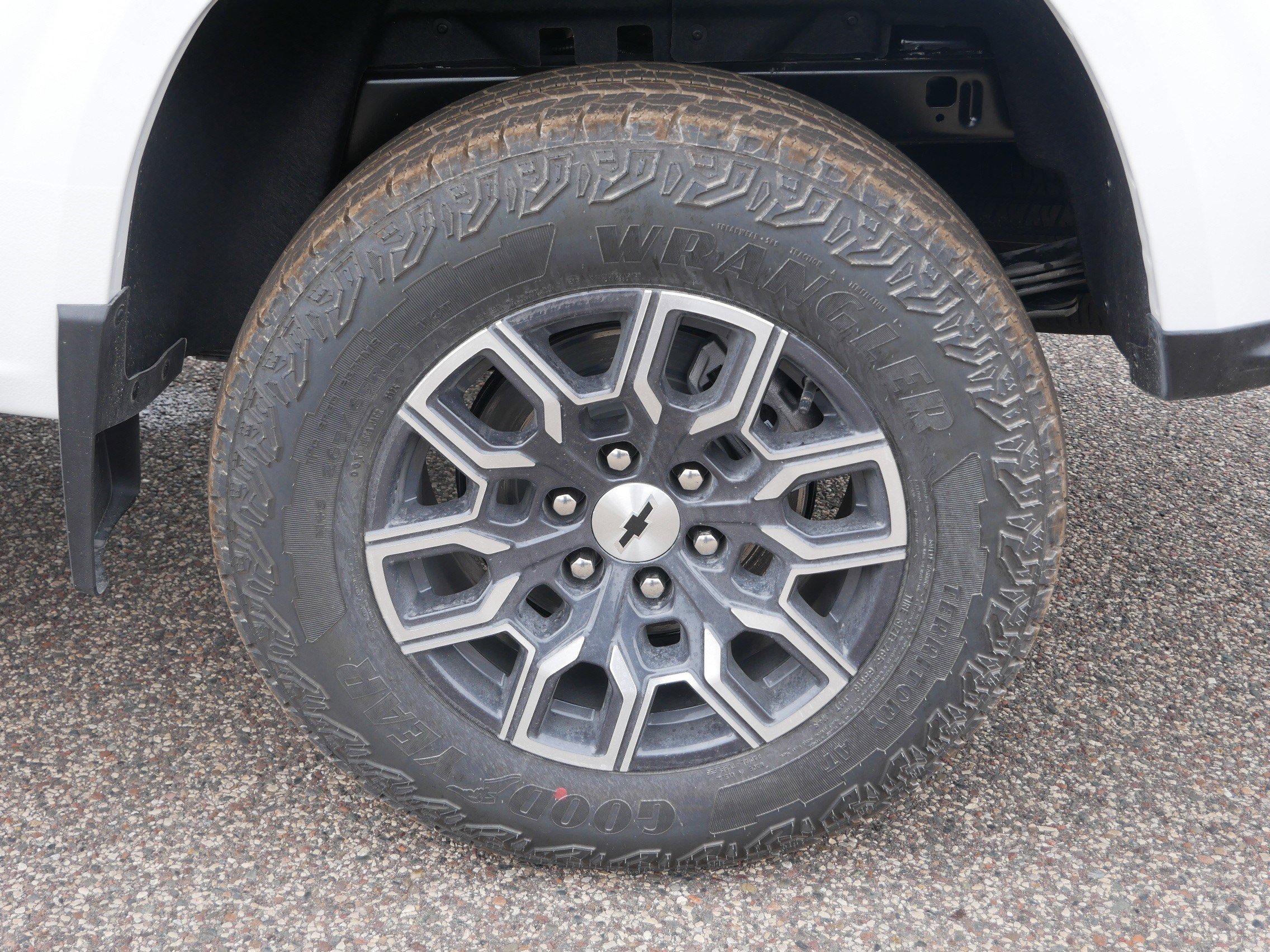 2026 Chevrolet Colorado Z71 photo 3