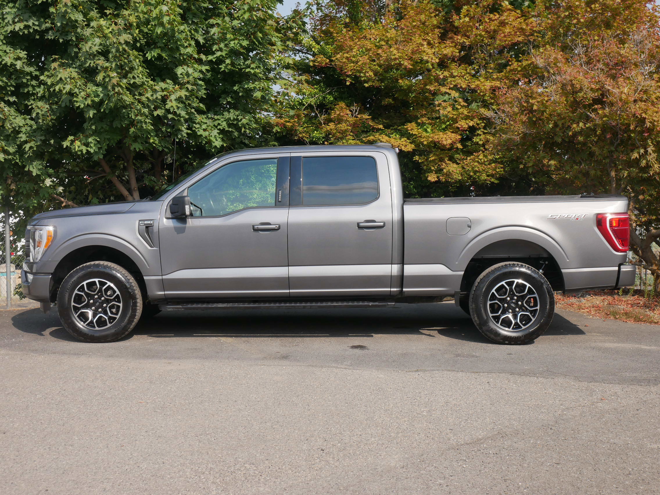 2022 Ford F-150 XLT photo 14