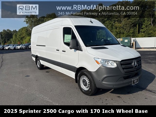 2025 Mercedes-Benz Sprinter Cargo Van Base's photo