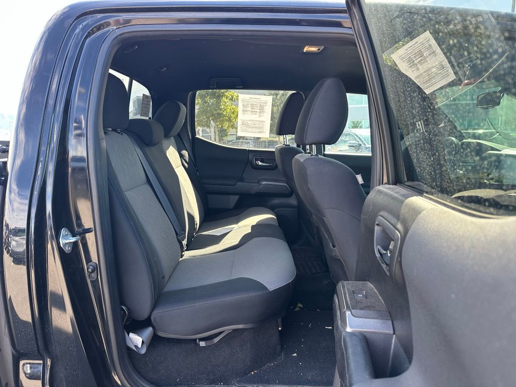 2021 Toyota Tacoma TRD Off-Road photo 7