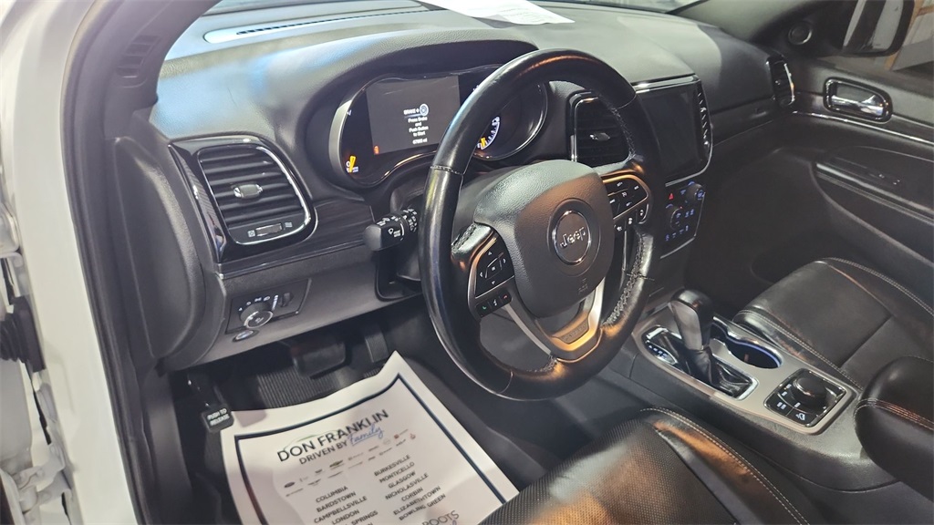 2021 Jeep Grand Cherokee Anniversary Edition photo 18