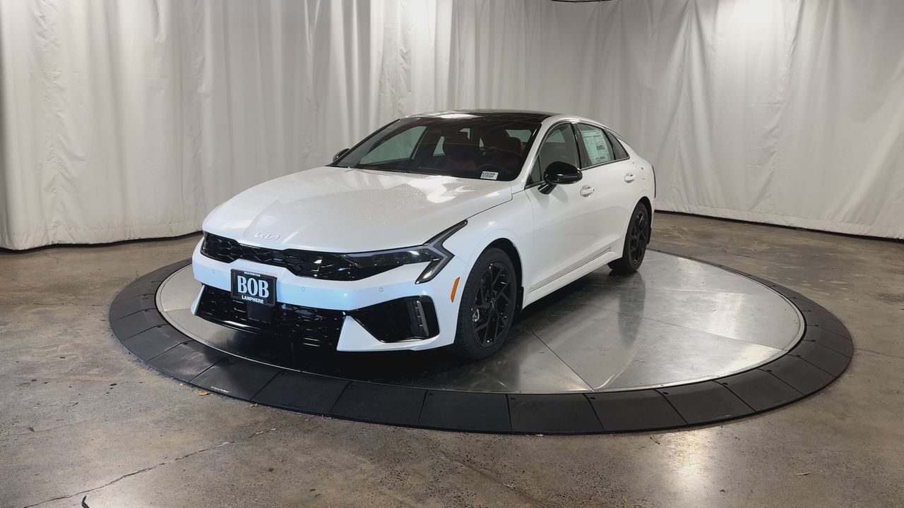 2026 Kia K5 GT-Line photo 2