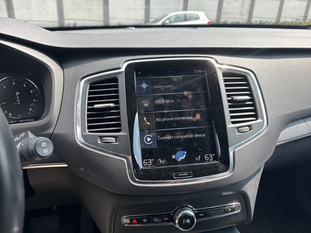 2020 Volvo XC90 T6 Momentum photo 8