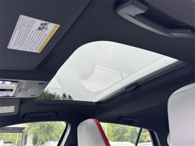 2025 Volkswagen Golf GTI Autobahn photo 4