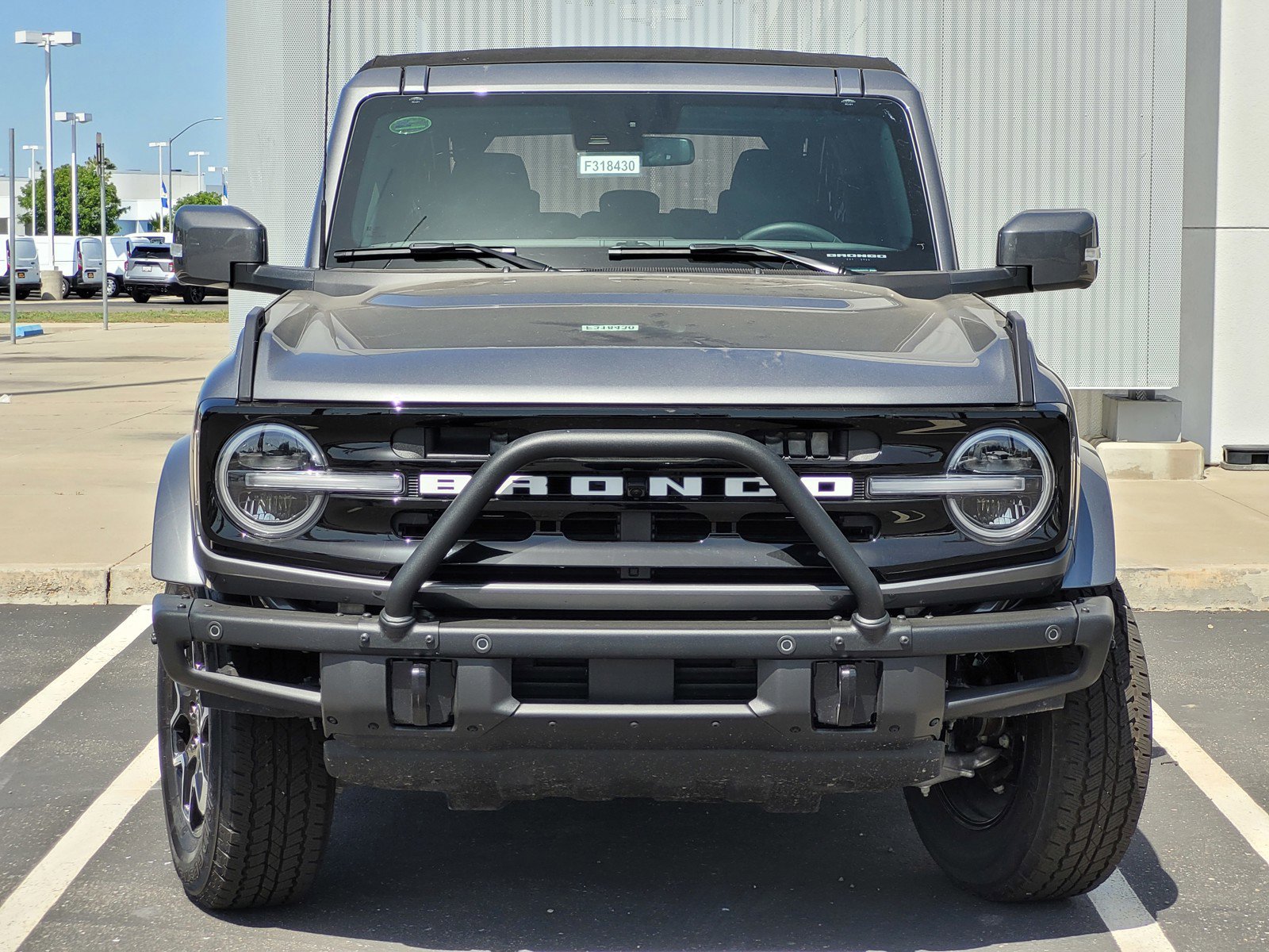 2024 Ford Bronco Outer Banks photo 2