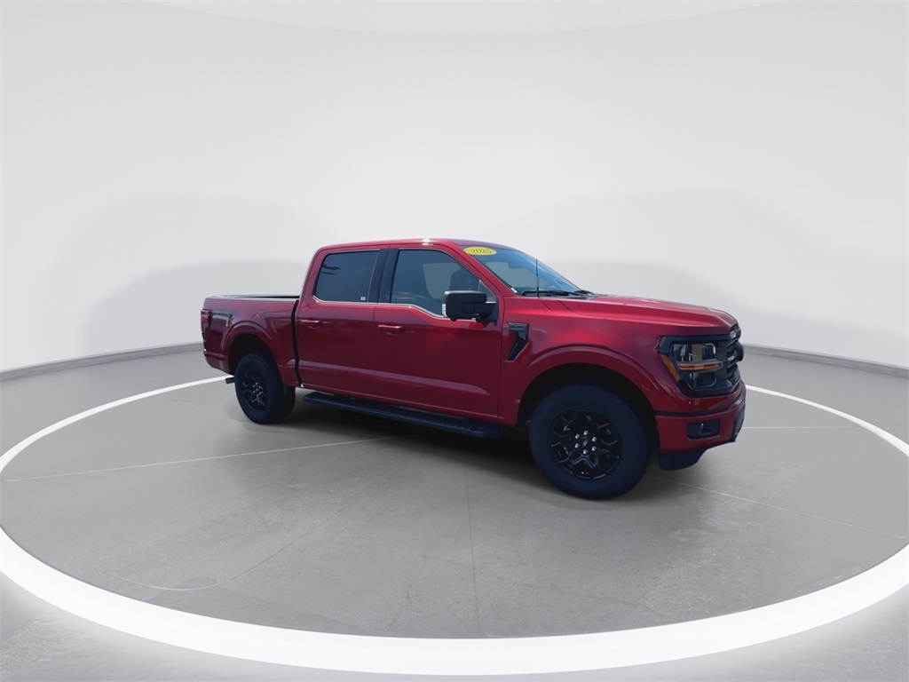 2025 Ford F-150 XLT photo 2