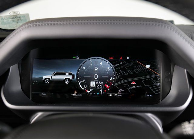 2024 Land Rover Defender 110 X-Dynamic SE photo 16