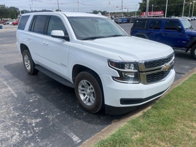 2019 Chevrolet Tahoe LT photo 2