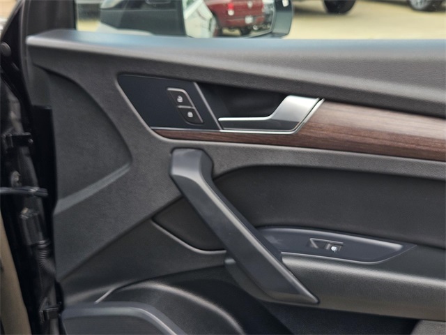 2021 Audi Q5 45 Premium photo 35