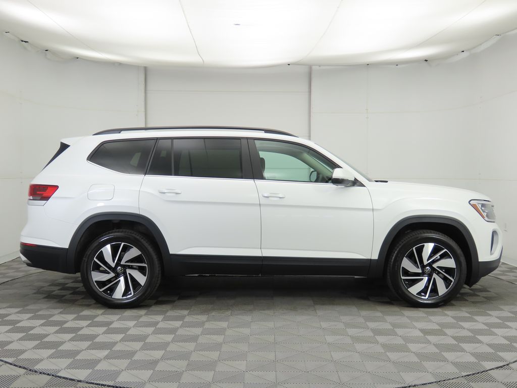 2026 Volkswagen Atlas SE Technology photo 4