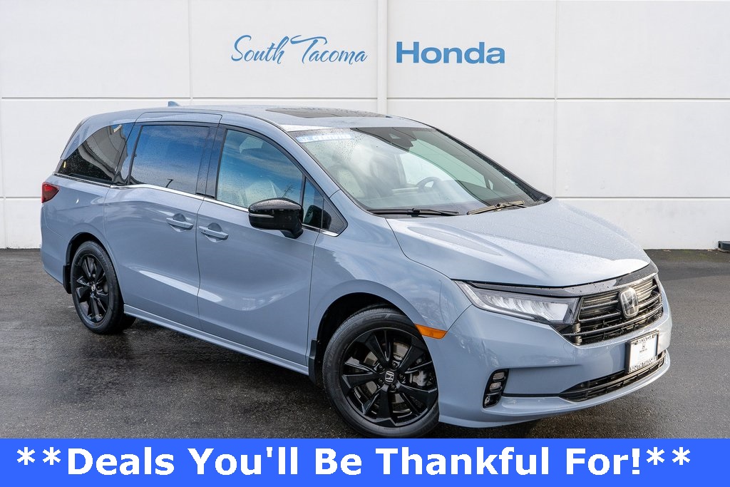 2023 Honda Odyssey SPORT's photo