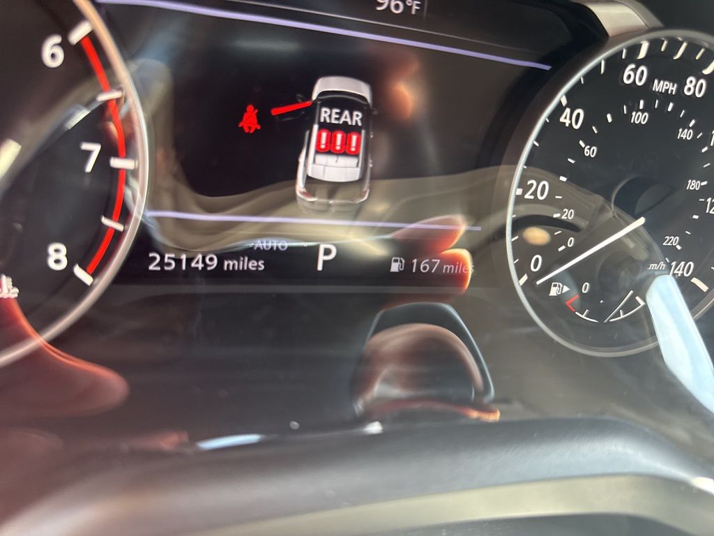 2023 Nissan Rogue SV photo 12