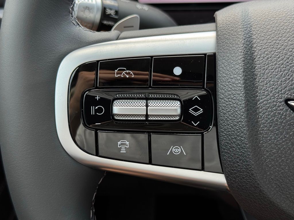 2025 Genesis GV80 2.5T AWD photo 26