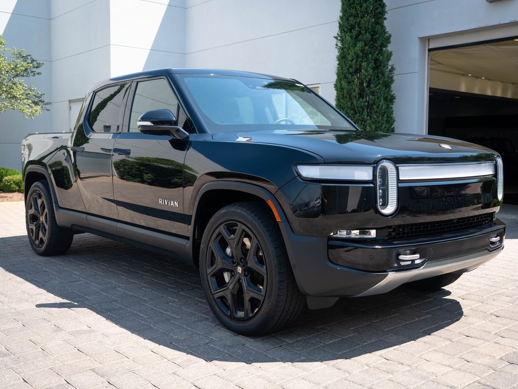 2023 Rivian R1T Adventure photo 9