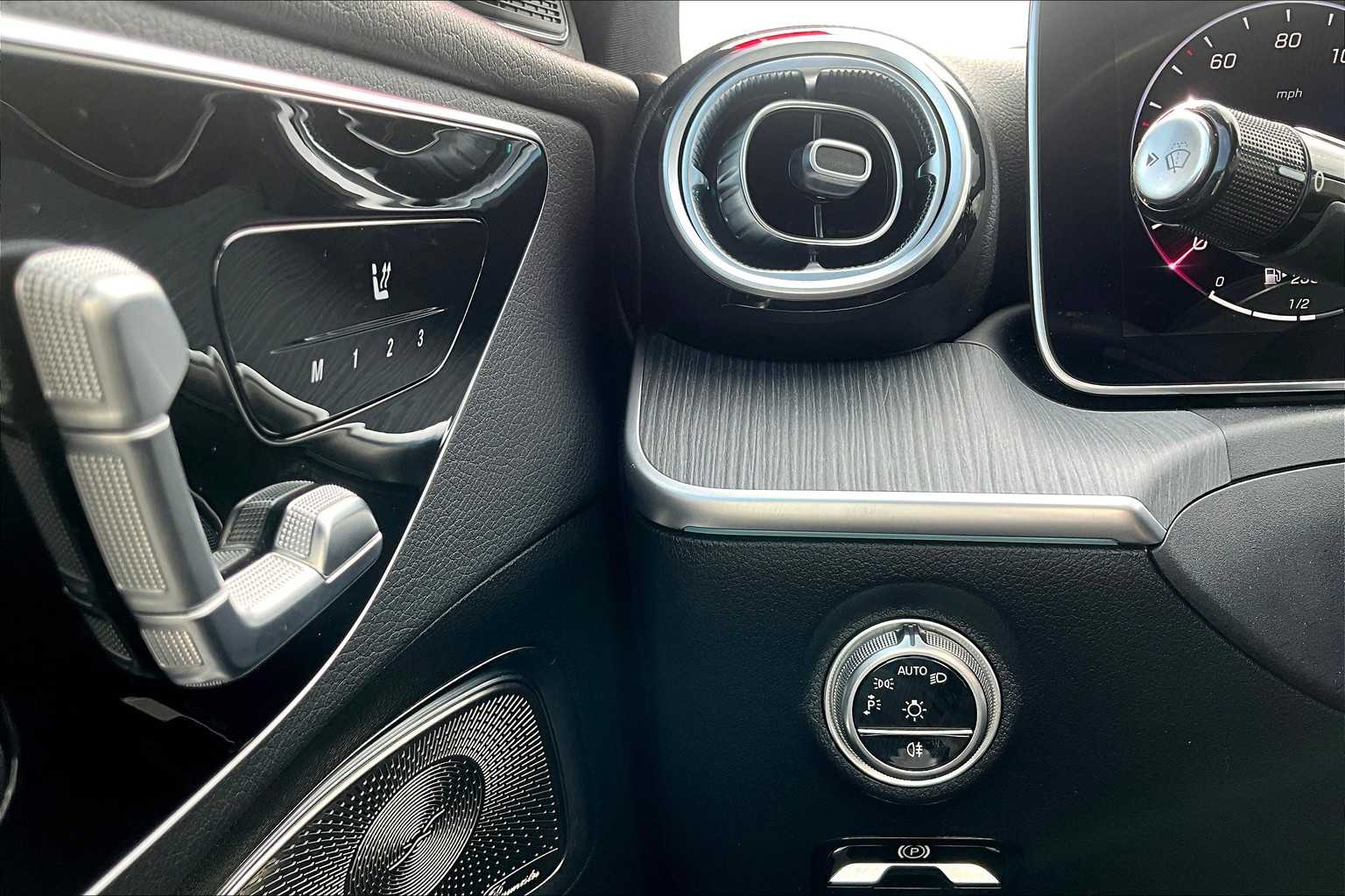 2022 Mercedes Benz C 300 4MATIC photo 31