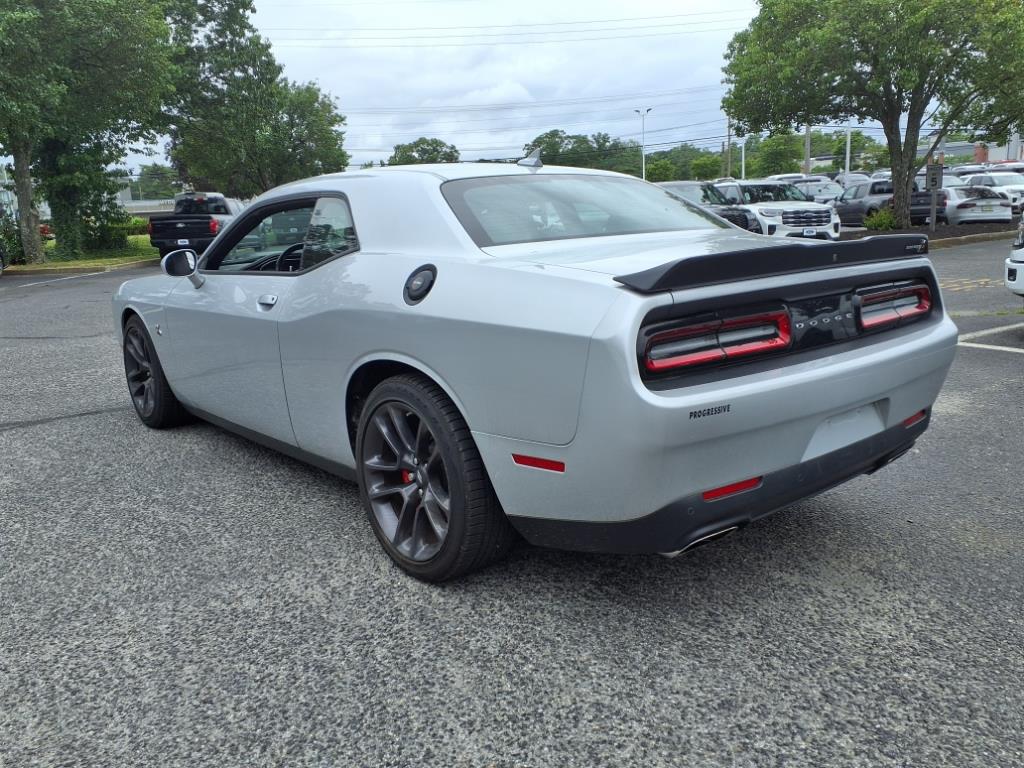 2022 Dodge Challenger R/T Scat Pack photo 5