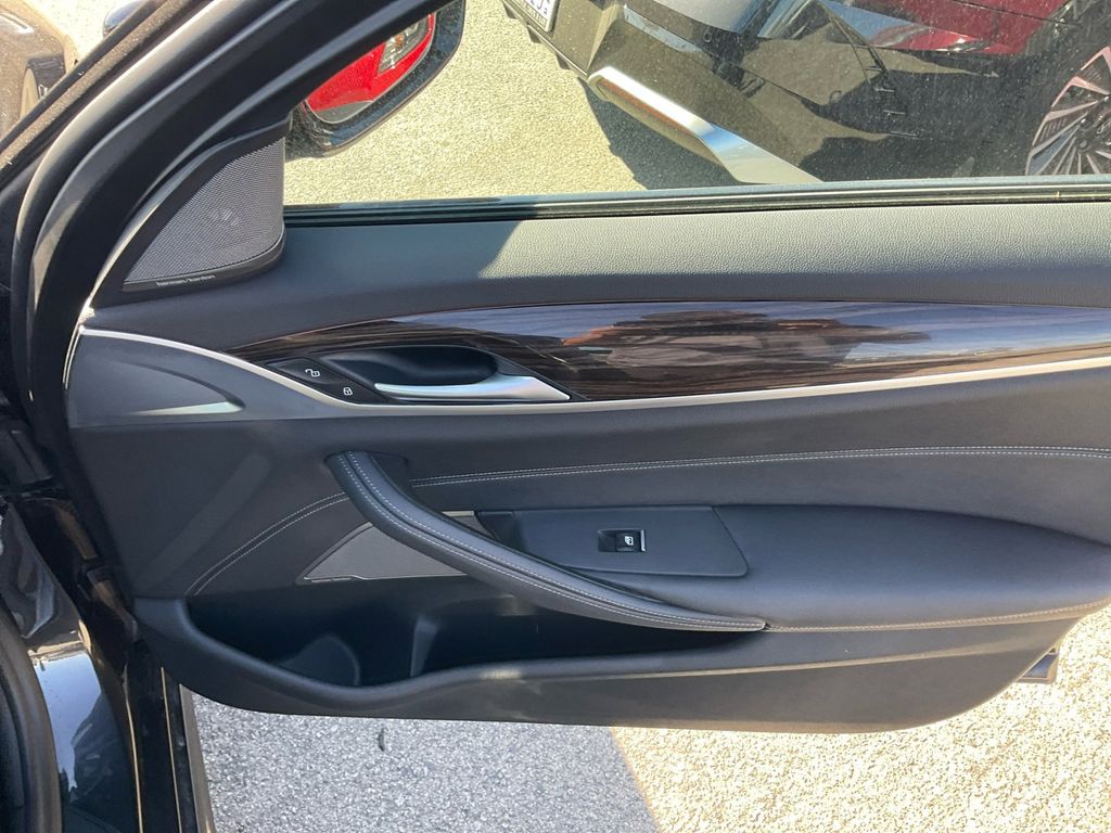 2022 Bmw 530e photo 25