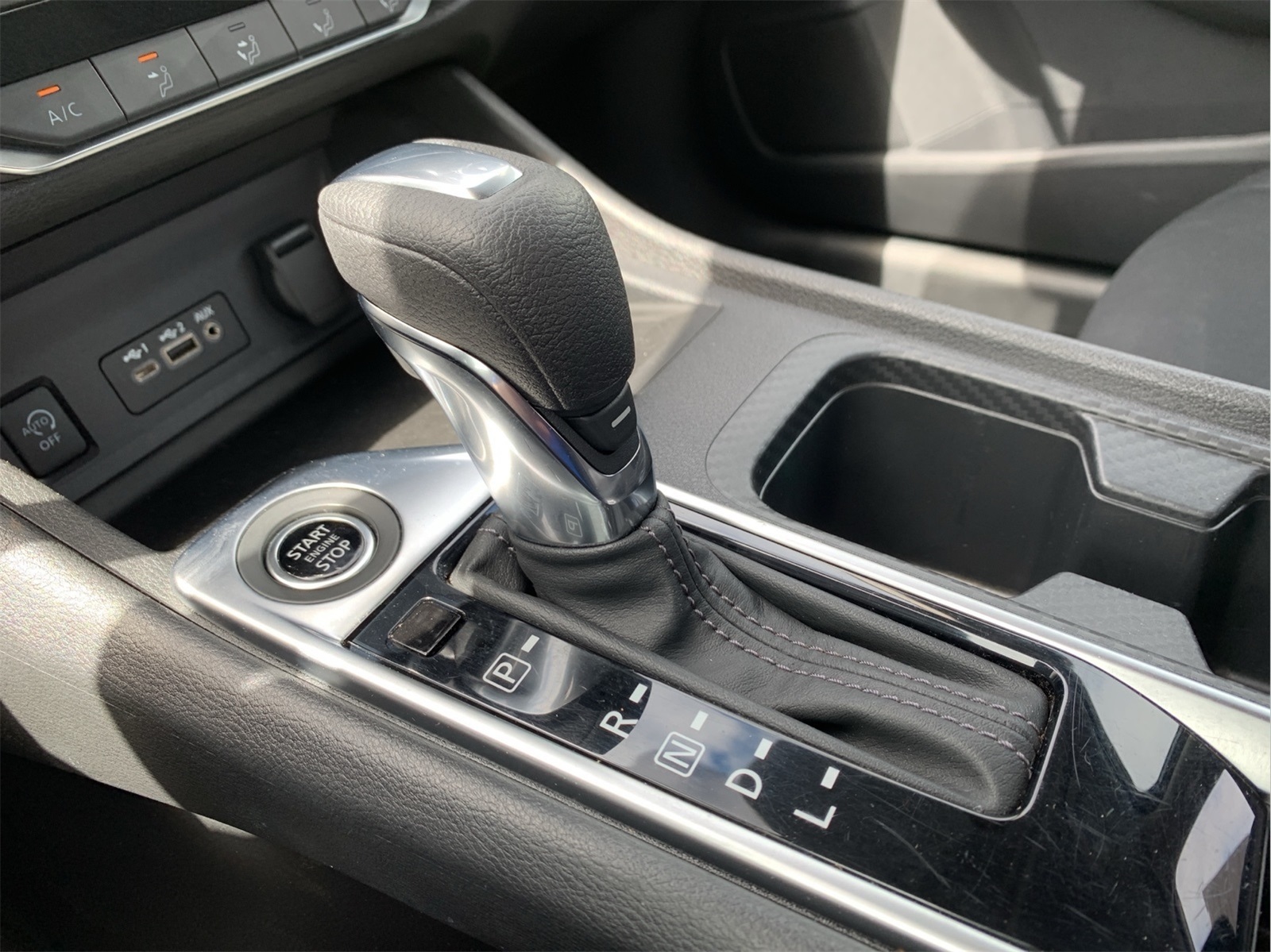 2024 Nissan Sentra SV photo 18