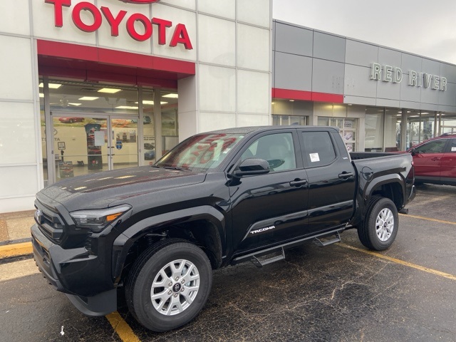 2025 Toyota Tacoma SR5's photo