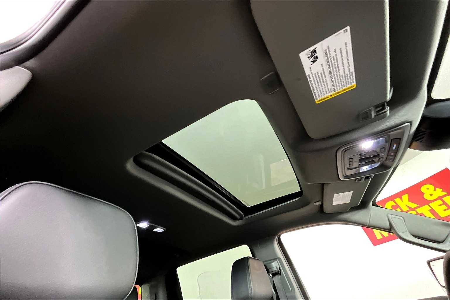 2025 Gmc Sierra 1500 Denali photo 12