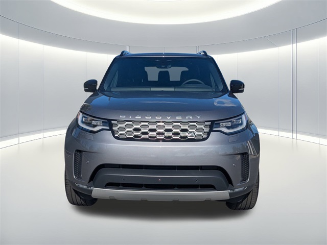 2025 Land Rover Discovery S photo 3