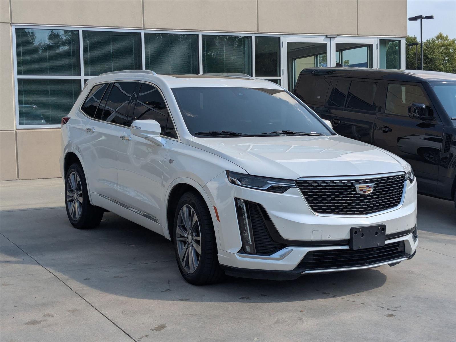 2020 Cadillac XT6 Premium Luxury photo 3