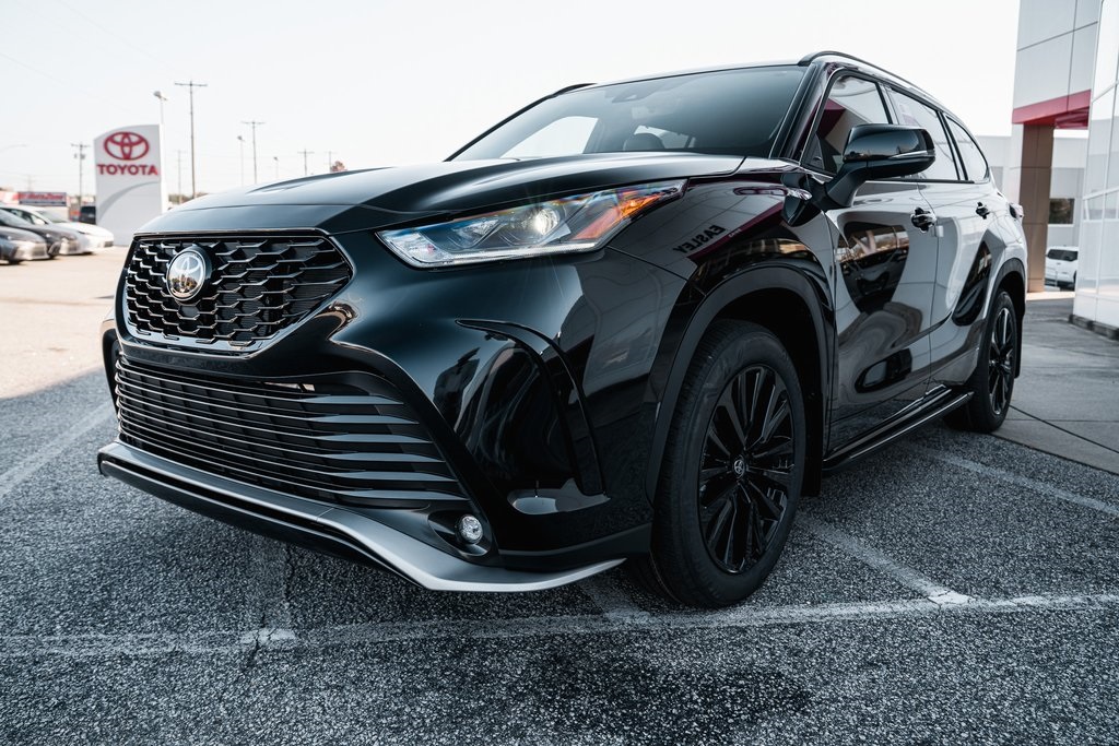 2026 Toyota Highlander XLE XSE Platinum Limited photo 3