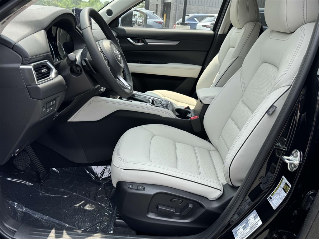 2025 Mazda CX-5 2.5 Premium Plus photo 10
